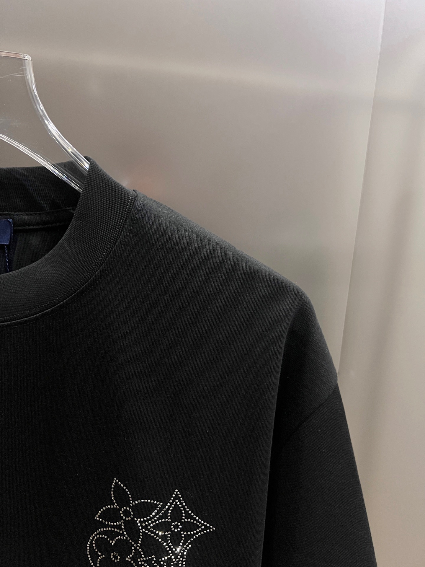 T-Shirt in Black