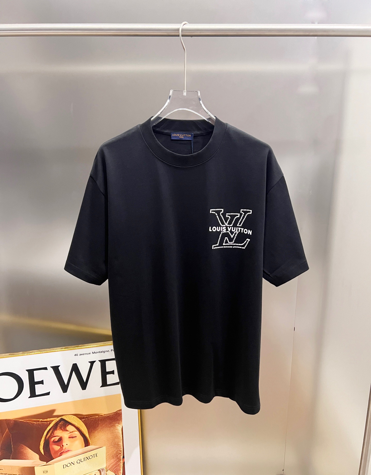 T-Shirt in Black