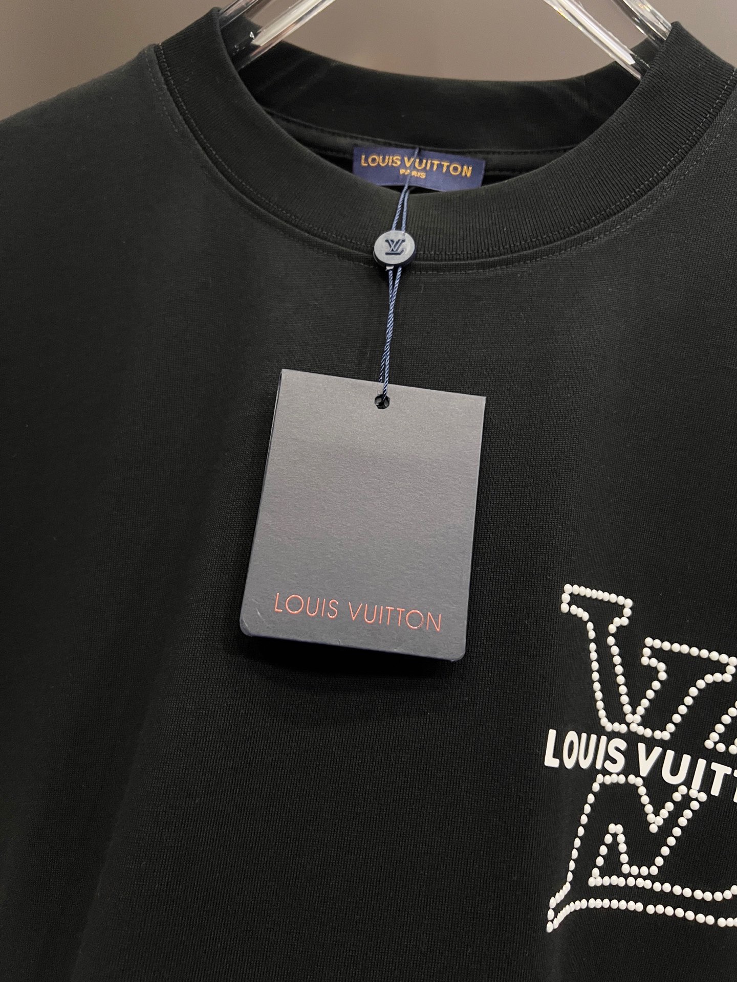 T-Shirt in Black