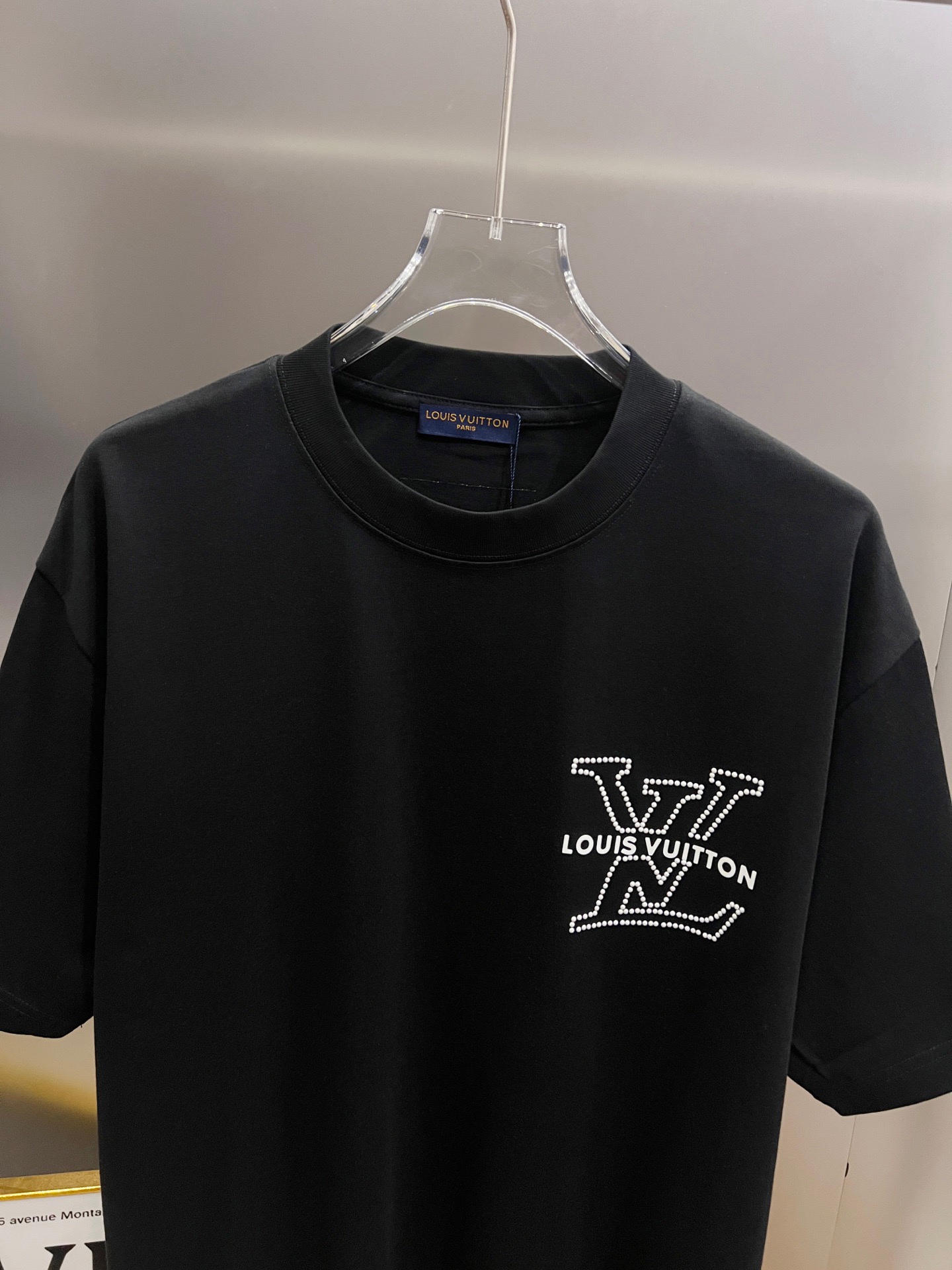T-Shirt in Black