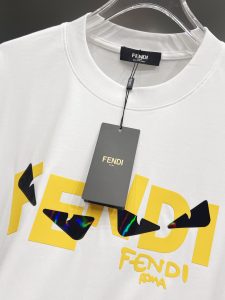 Fendi T-Shirt in Black