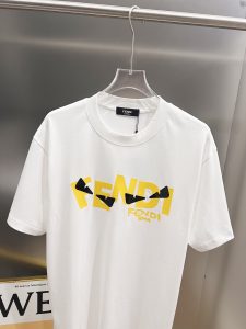 Fendi T-Shirt in Black