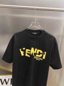 Fendi T-Shirt in Black