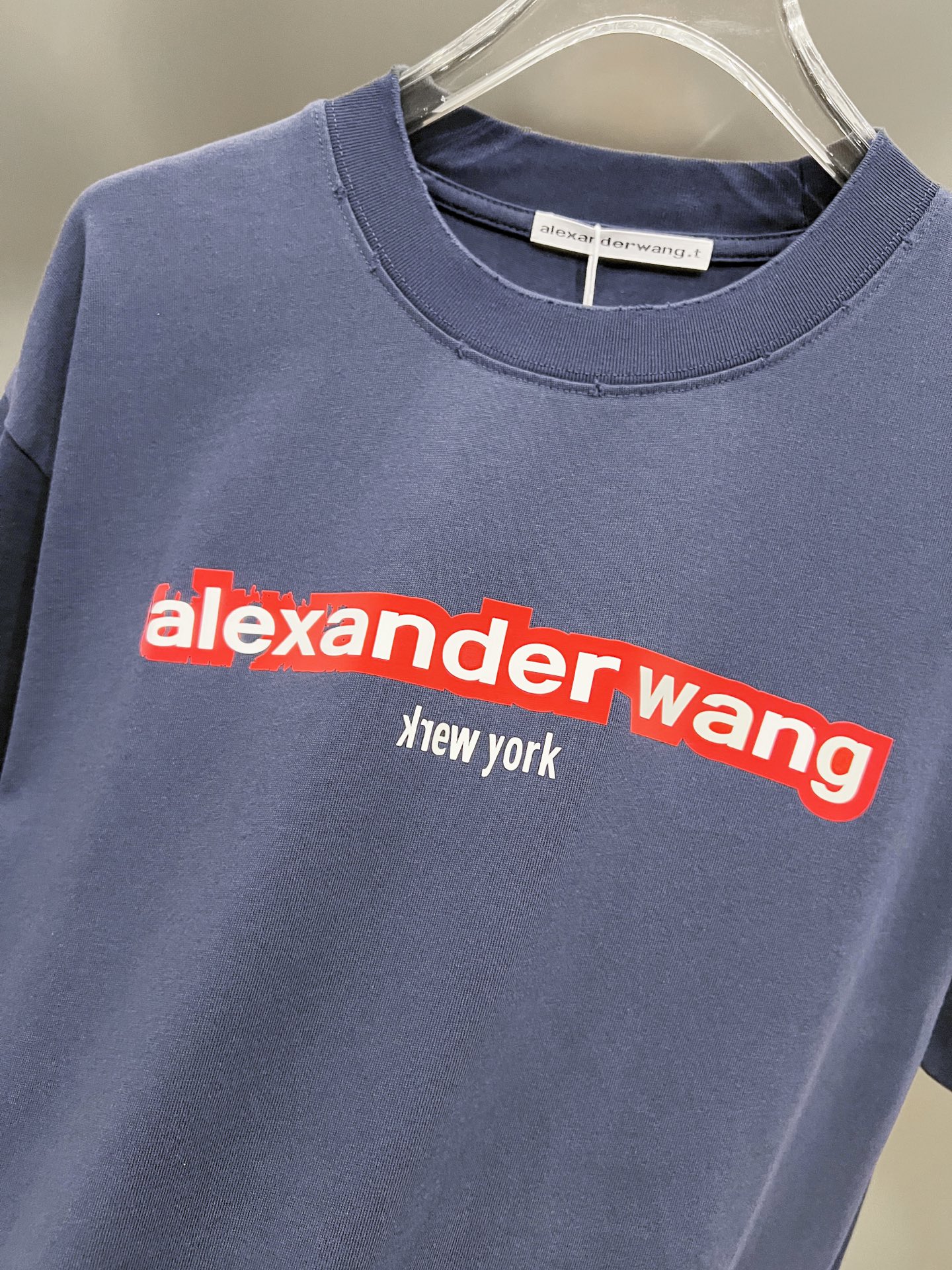 T-Shirt in Black