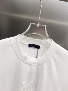 T-Shirt in Black