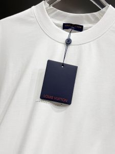 T-Shirt in Black