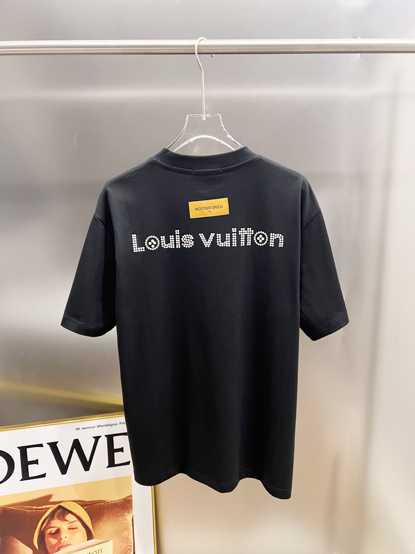 T-Shirt in Black