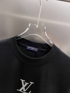 T-Shirt in Black