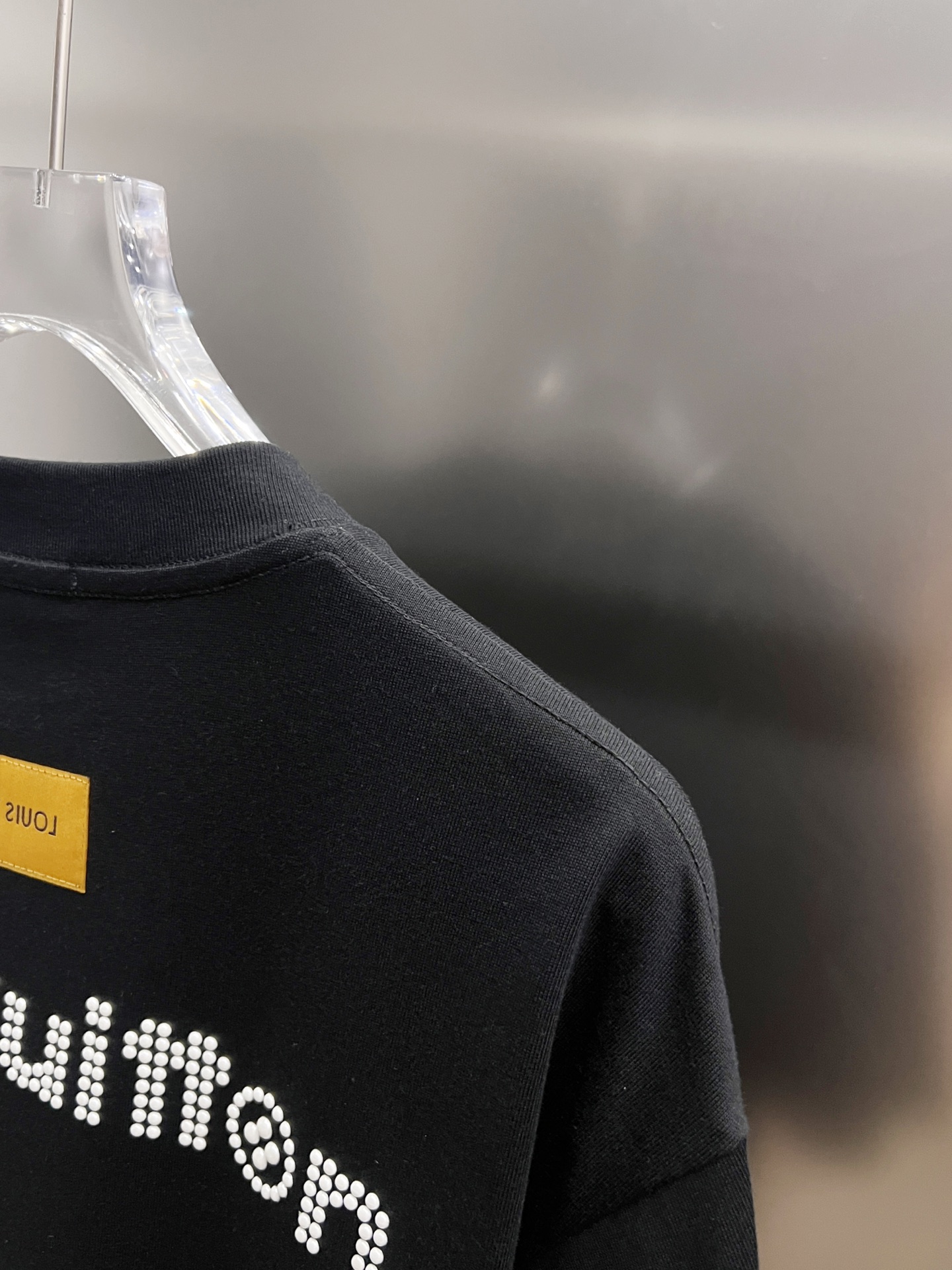 T-Shirt in Black
