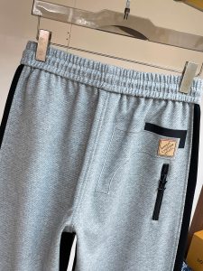 Louis Vuitton Pants