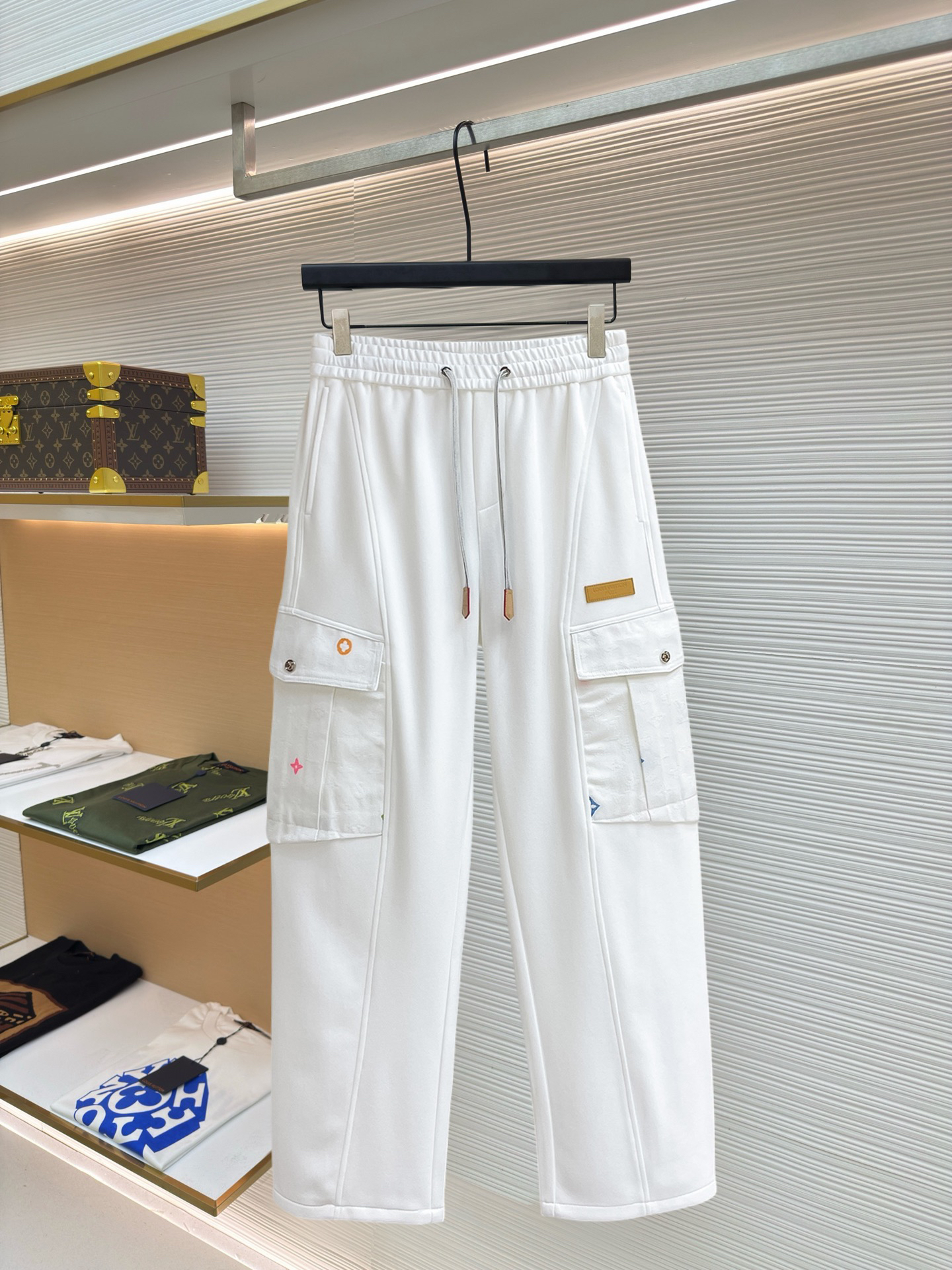 Louis Vuitton Pants