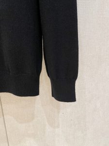 Knitwear in Black