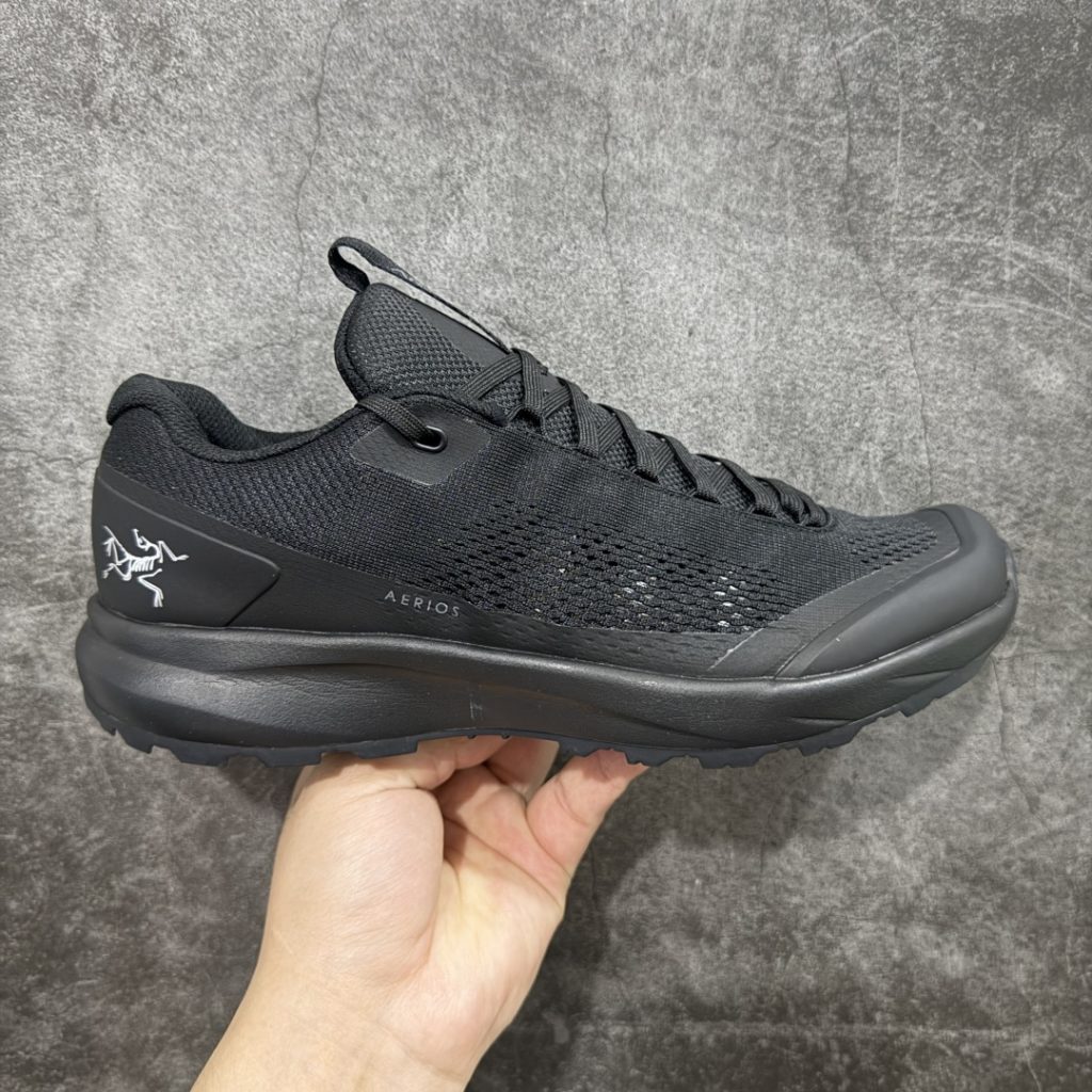 Shoes in Black