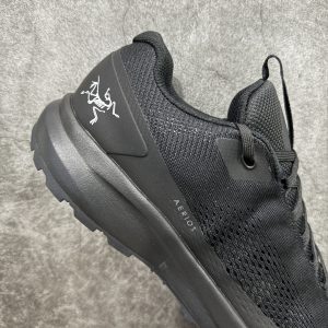 Shoes in Black
