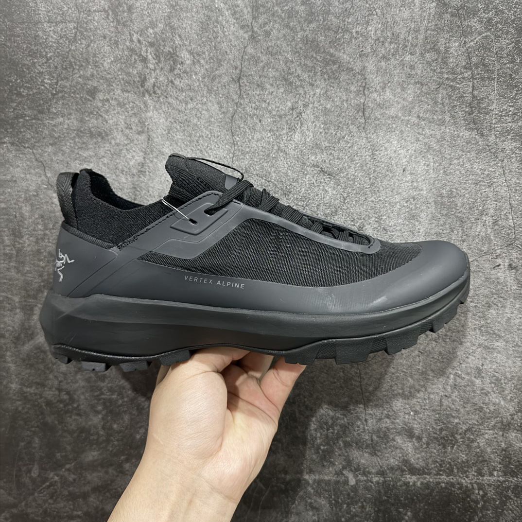 Shoes in Black