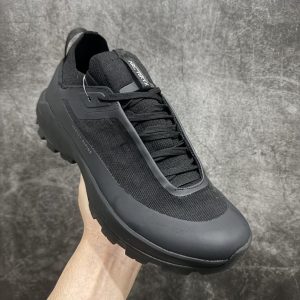 Shoes in Black