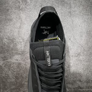 Shoes in Black