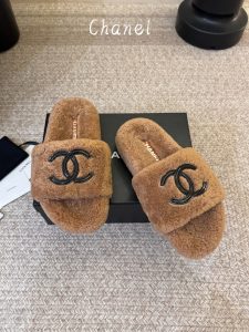 Sandals 404142
