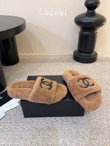 Sandals 404142