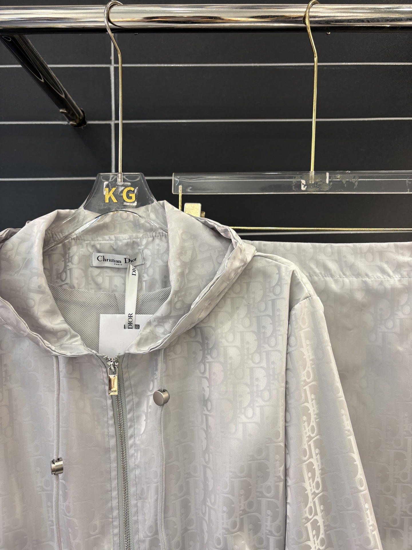 Outerwear 98829