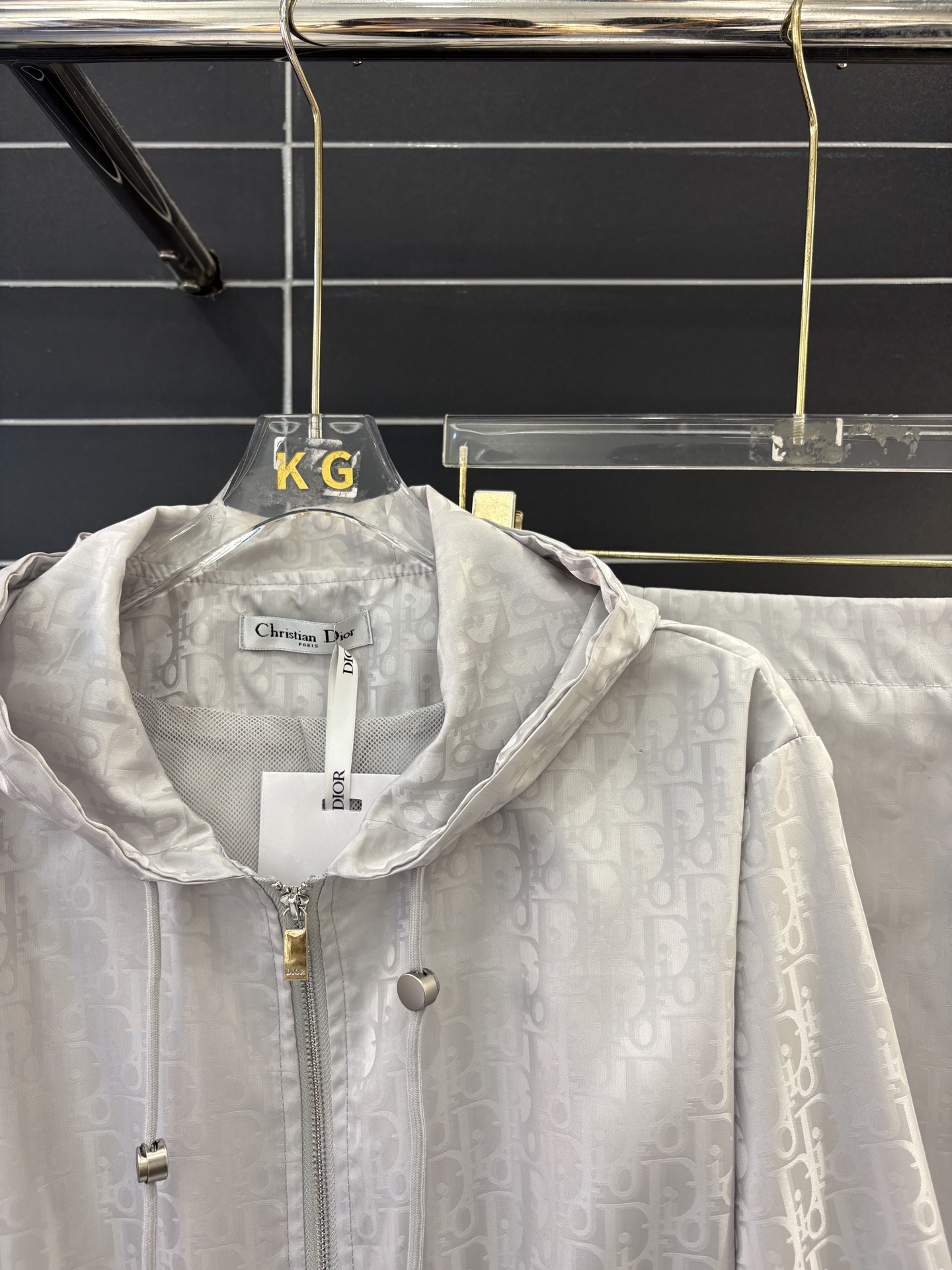 Outerwear 98829