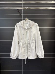 Outerwear 98829