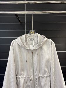 Outerwear 98829