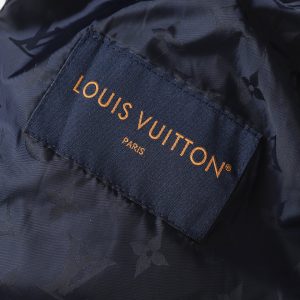 Louis Vuitton Outerwear 25800 in Black