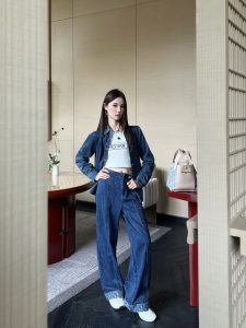 Outerwear 72892 in Denim