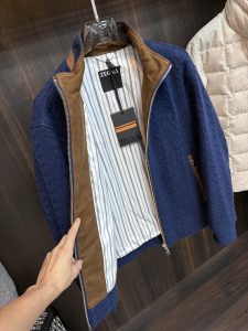 Jacket in Blue