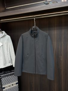 Jacket in Black