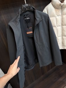 Jacket in Black