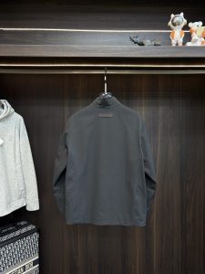 Jacket in Black