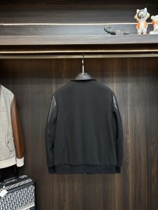 Jacket in Black