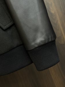 Jacket in Black