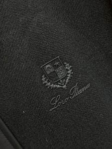 Jacket in Black