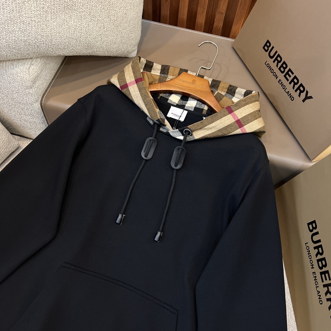 Outerwear in Black