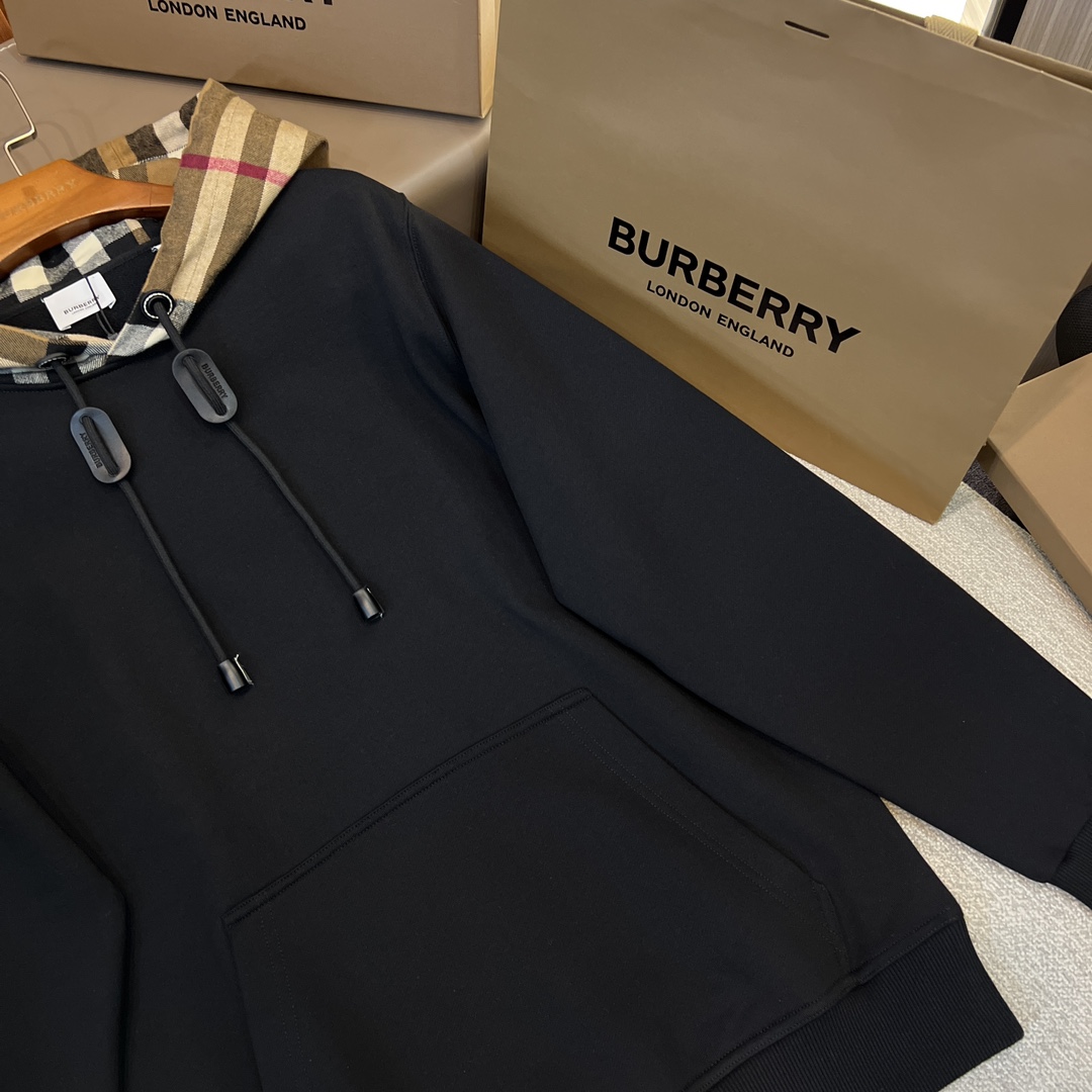 Outerwear in Black