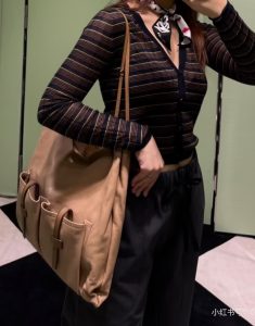 Knitwear G26081712