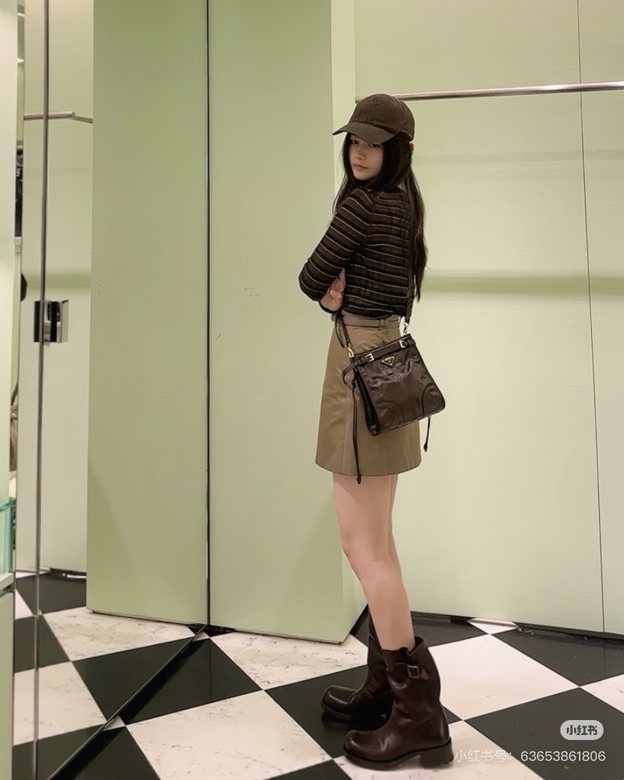 Knitwear G26081712