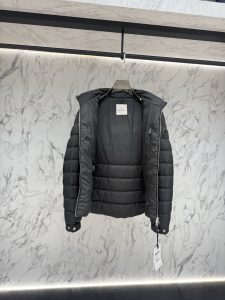 Moncler Down Jacket 12345