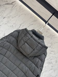 Moncler Down Jacket 12345