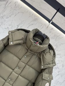 Moncler Down Jacket 12345