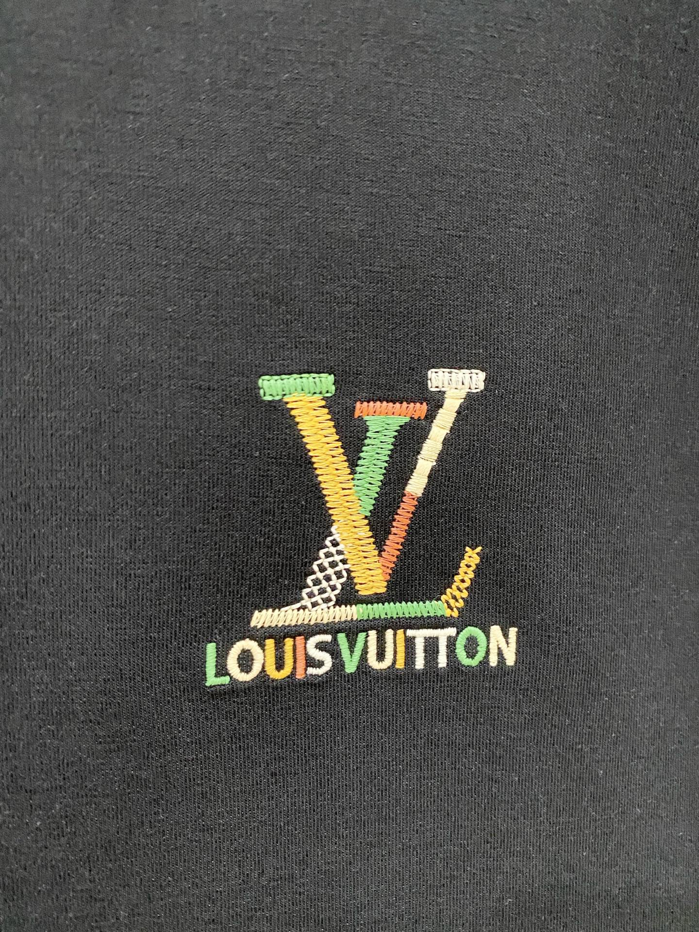 Hoodie in Black