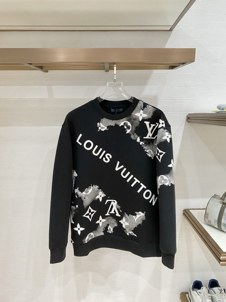 Hoodie in Black
