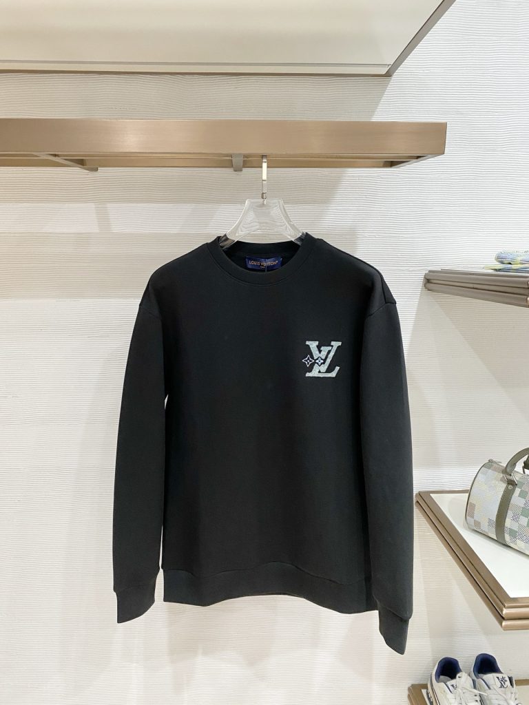 Hoodie in Black