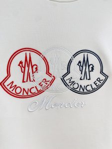 Moncler Hoodie in Black