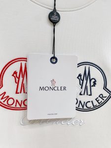 Moncler Hoodie in Black