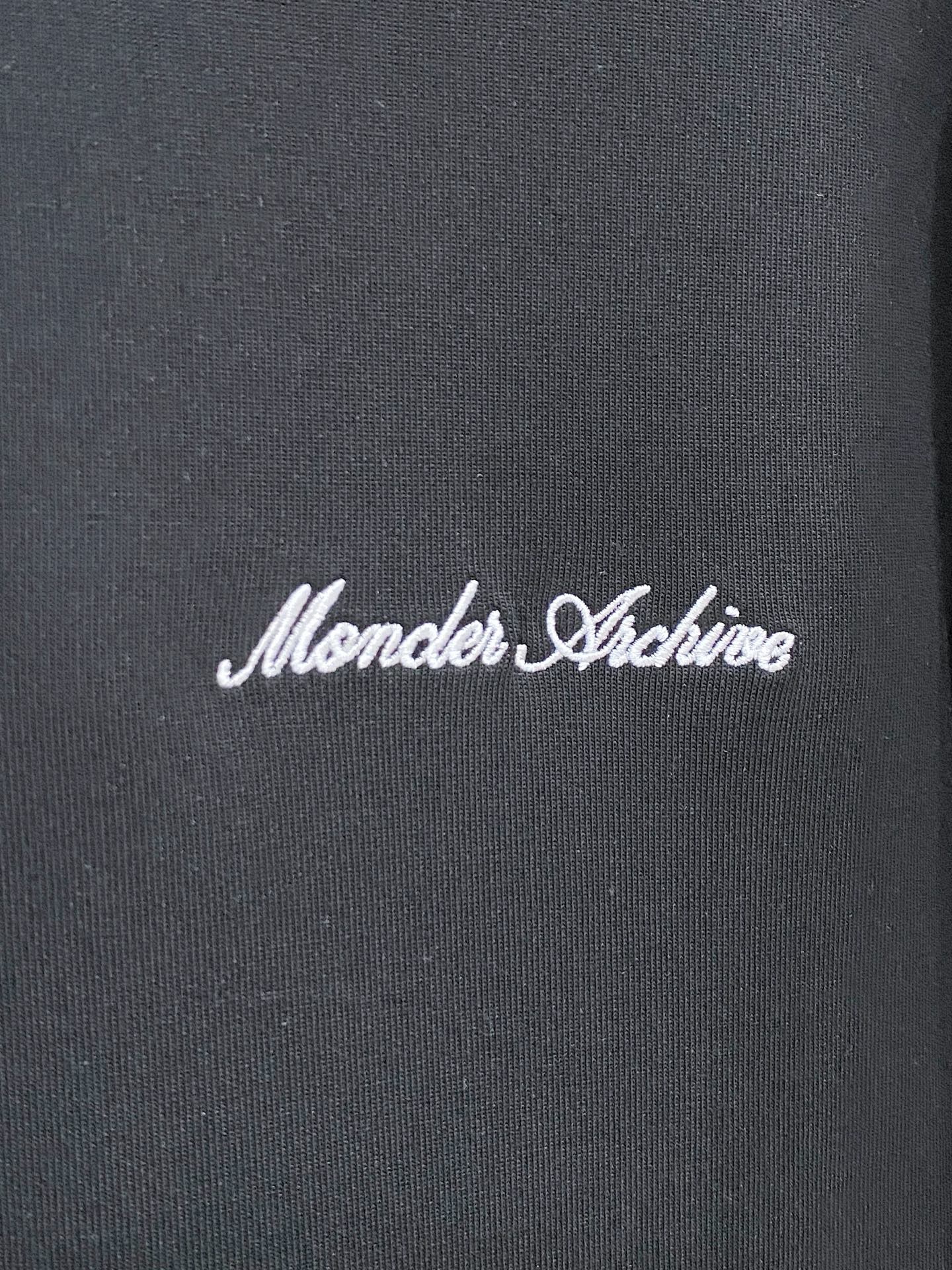 Moncler Hoodie in Black