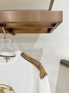 Burberry Hoodie in Black